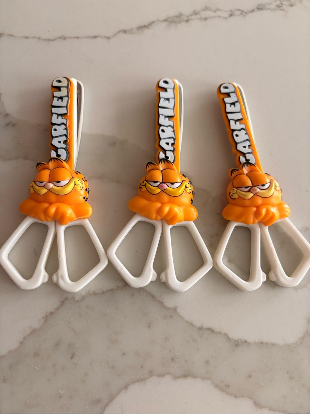 Vintage 1978 Garfield the Cat school safety scissors
